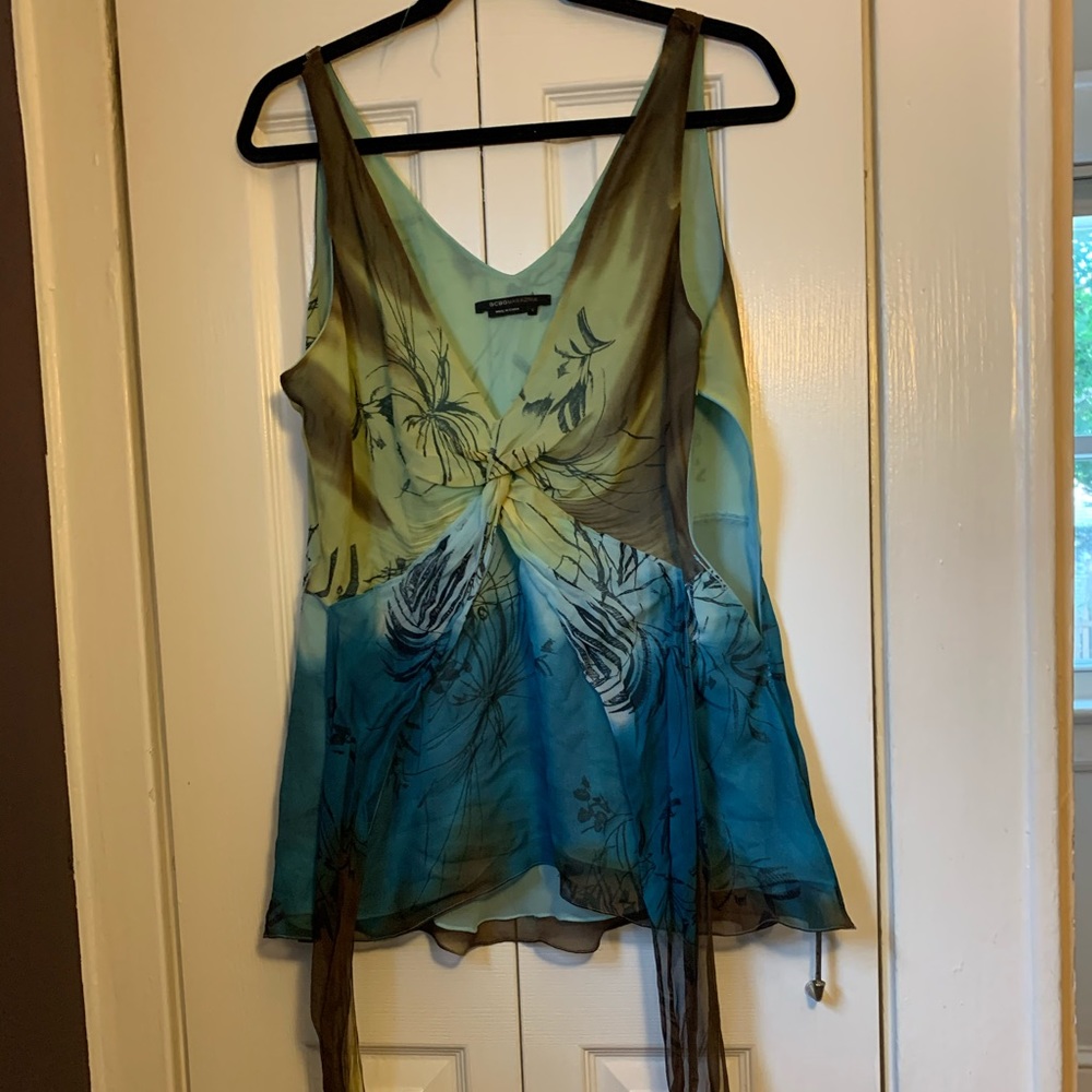 🌈 BCBG shirt FREE w/$20 purchase